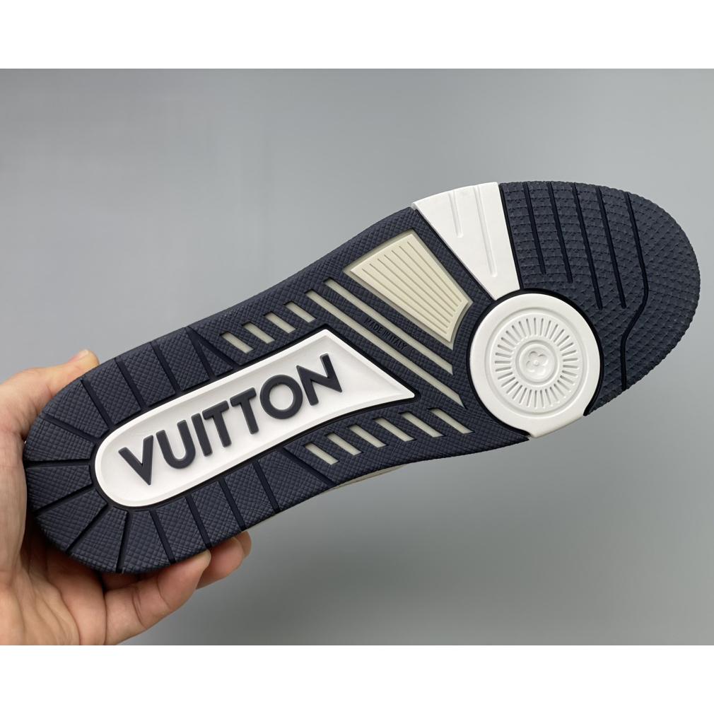 Louis Vuitton Trainer Sneaker (Upon UK Size) - 