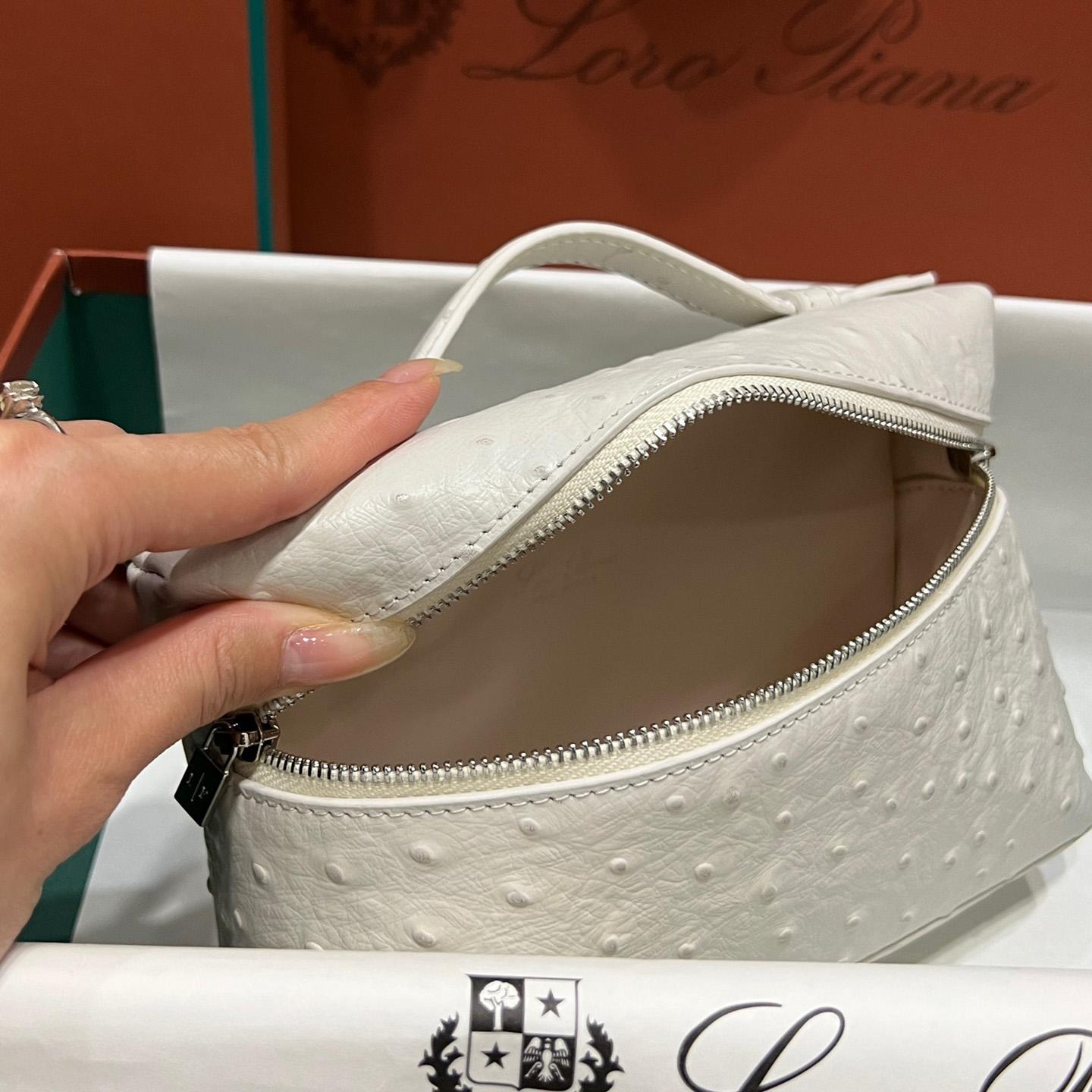 Loro Piana Extra Pocket Pouch L19  - 