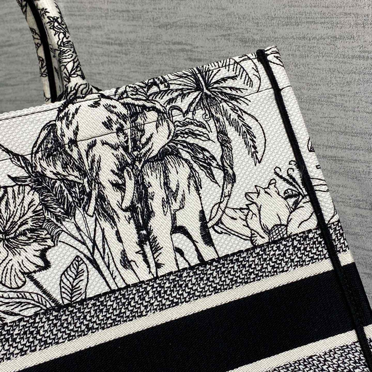 Dior Large Dior Book Tote - 