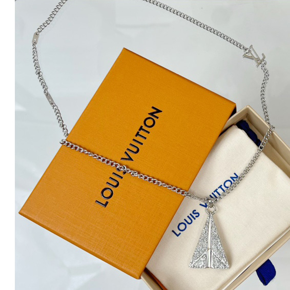Louis Vuitton LV Paperplane Necklace      M01034 - 