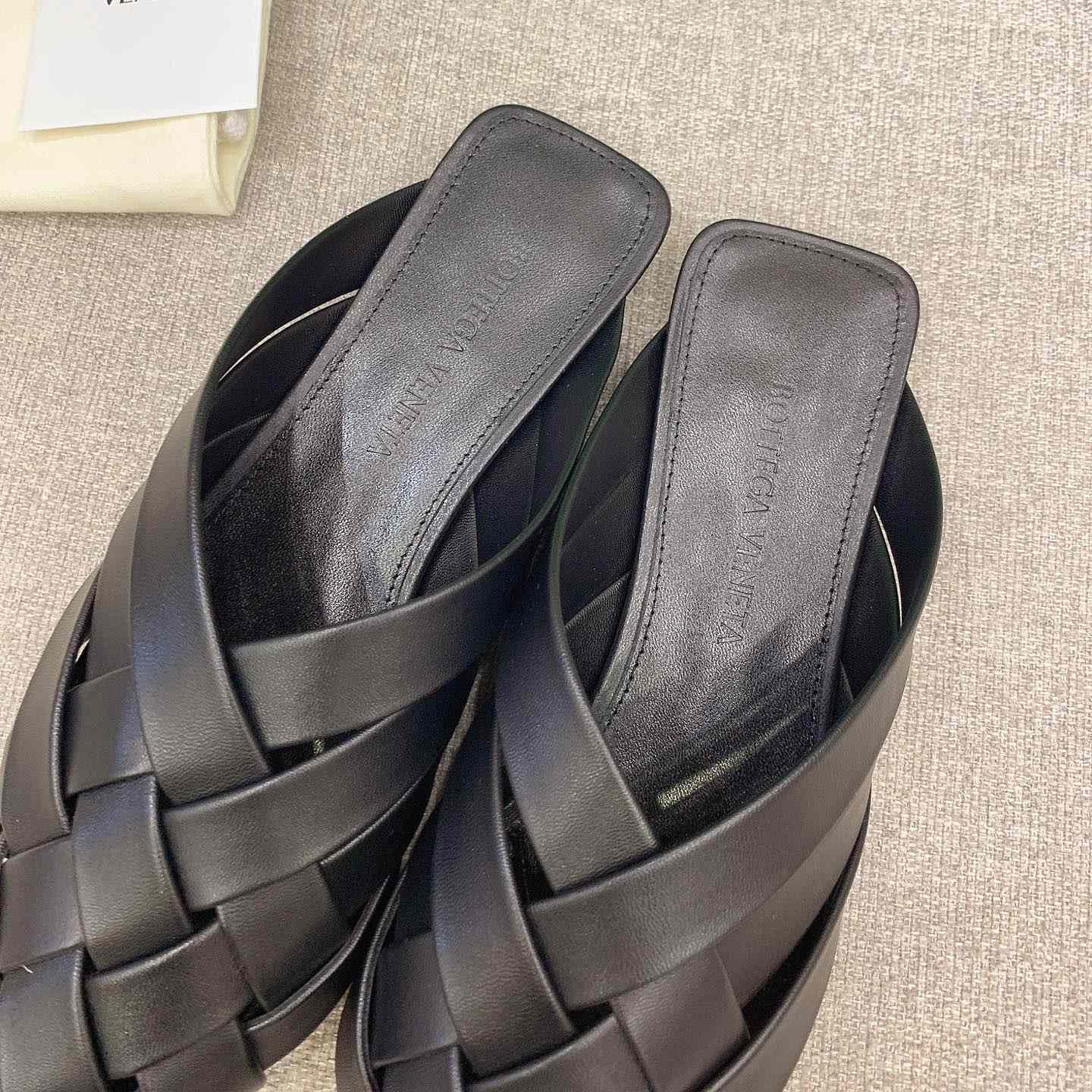 Bottega Veneta Alfie Slipper - 