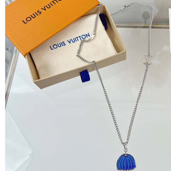 Louis Vuitton LV x YK Pumpkin Pendant    M01099 - 