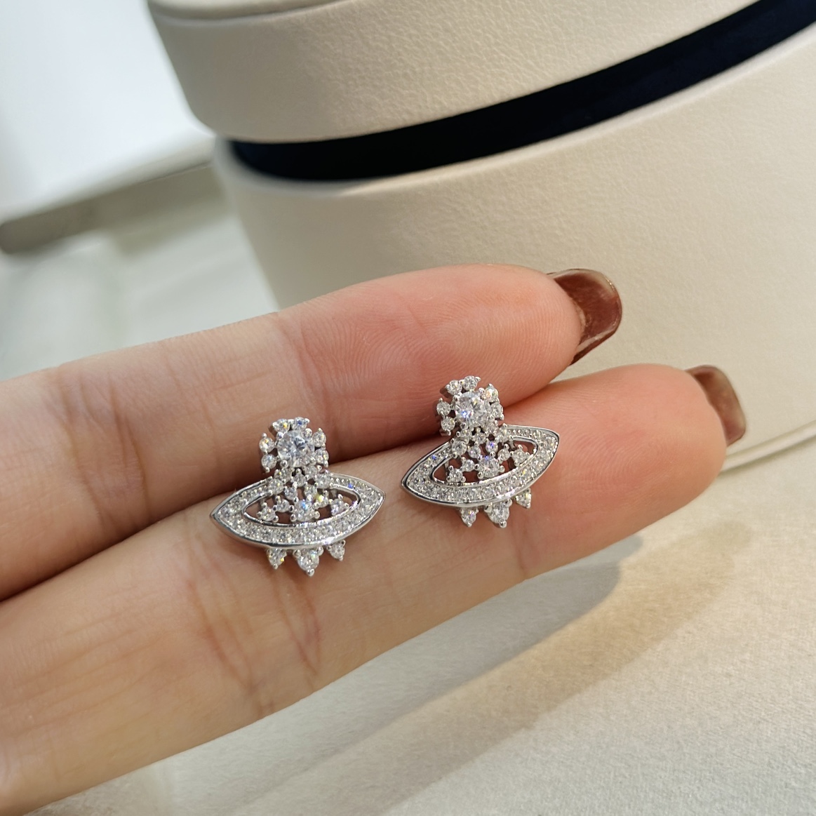 Vivienne Westwood  'Grace' Earrings - 