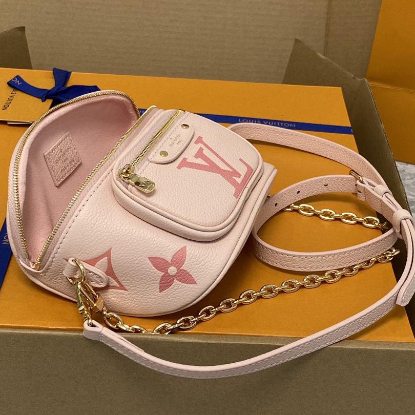 Louis Vuitton Mini Bumbag (17x12x9.5cm)      M82347 - 