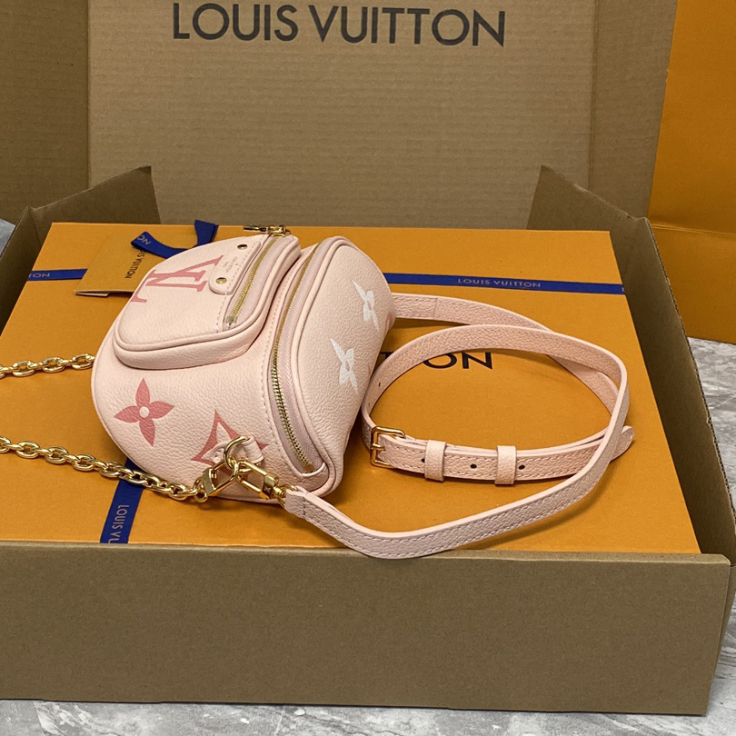 Louis Vuitton Mini Bumbag (17x12x9.5cm)      M82347 - 