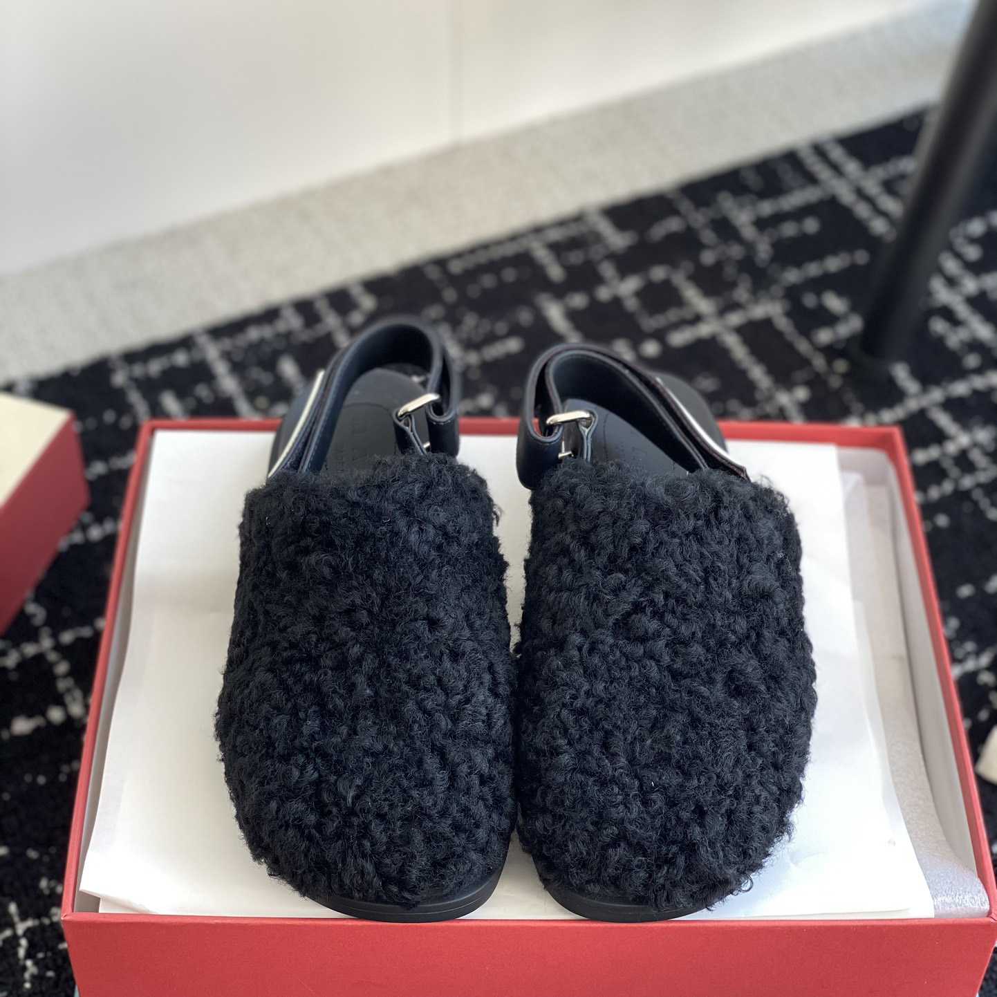 Marni Black Shearling Sabot - 