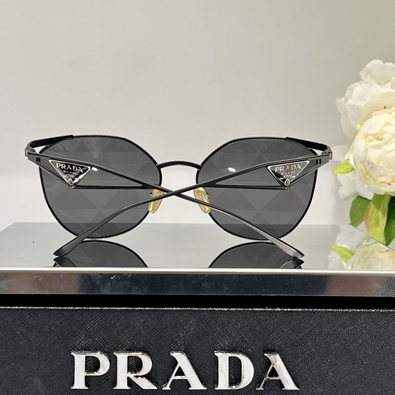 Prada Symbole sunglasses    SPR50zs - 