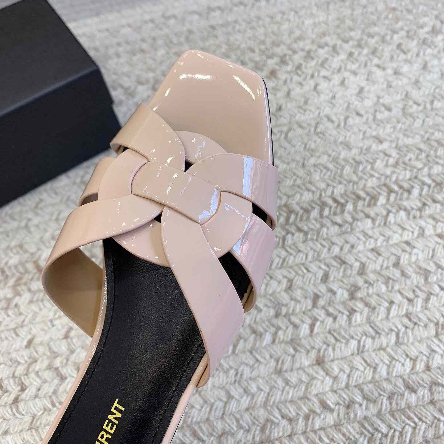 Saint Laurent Tribute Flat Sandals - 