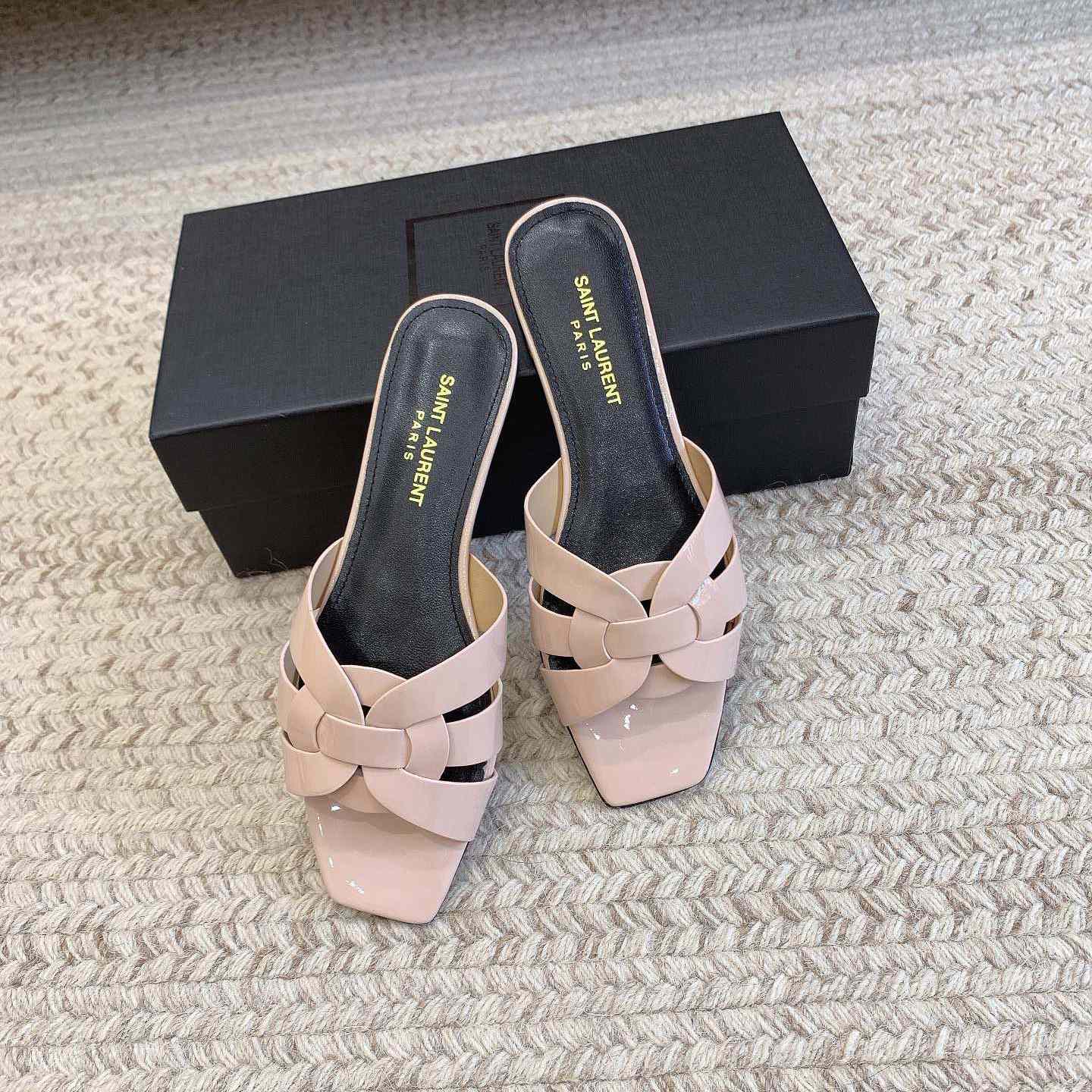Saint Laurent Tribute Flat Sandals - 