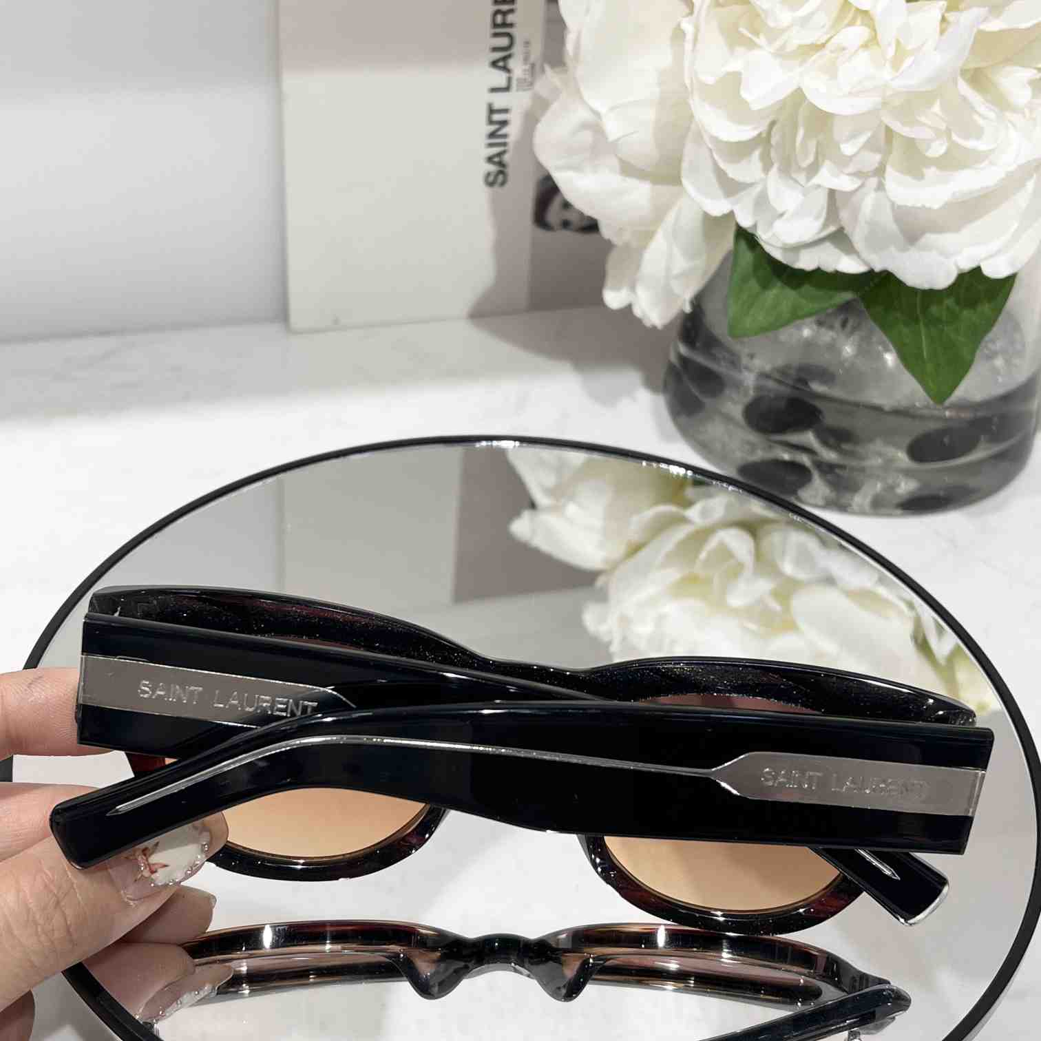 Saint Laurent SL573 Sunglasses - 