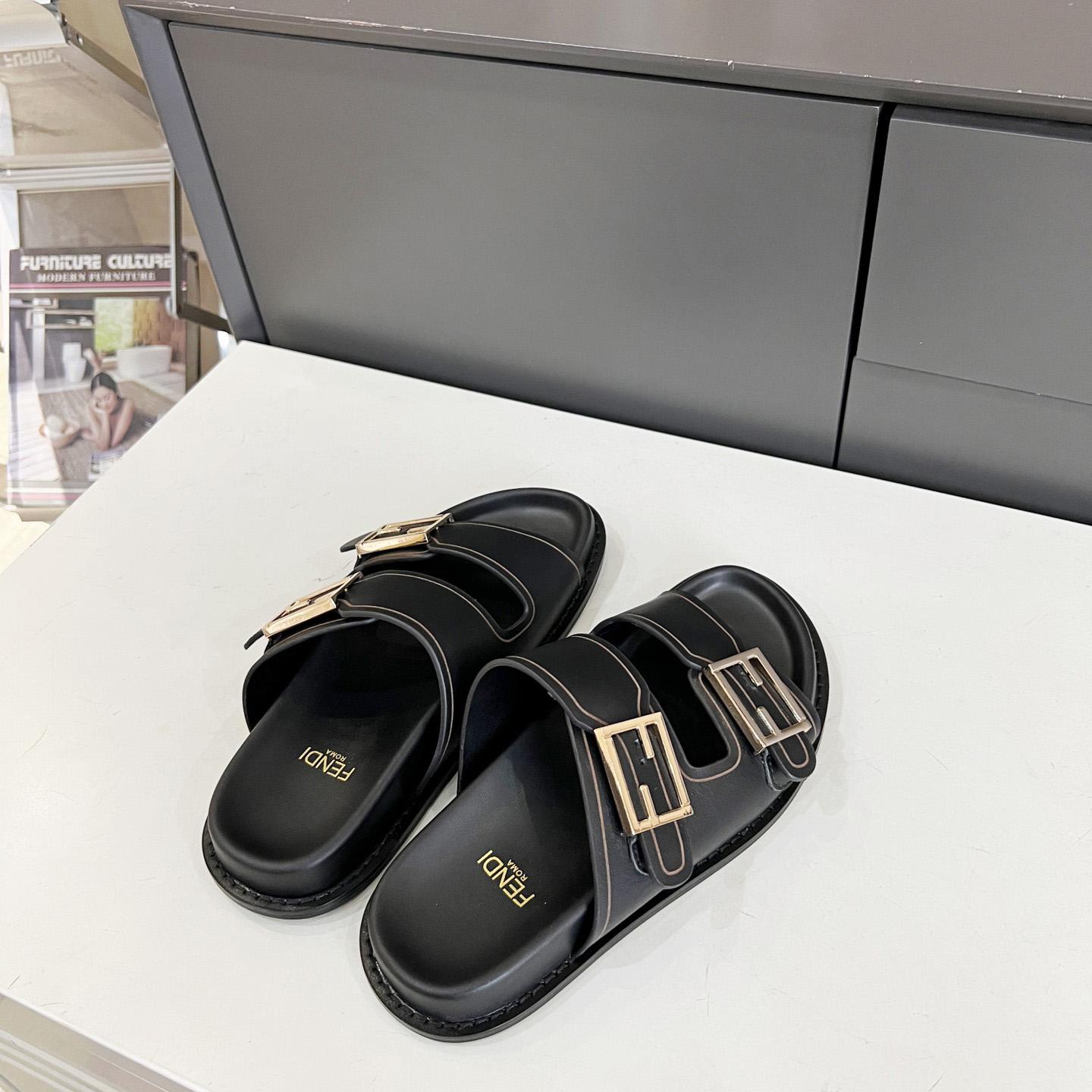 Fendi Feel Black Leather Slides - 