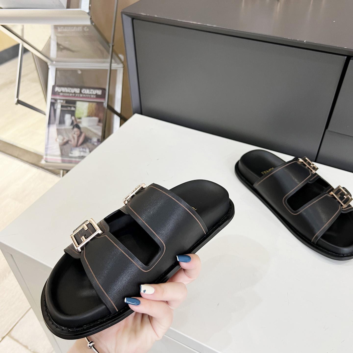 Fendi Feel Black Leather Slides - 