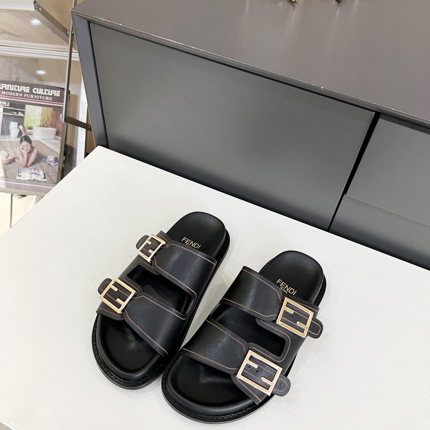 Fendi Feel Black Leather Slides - 