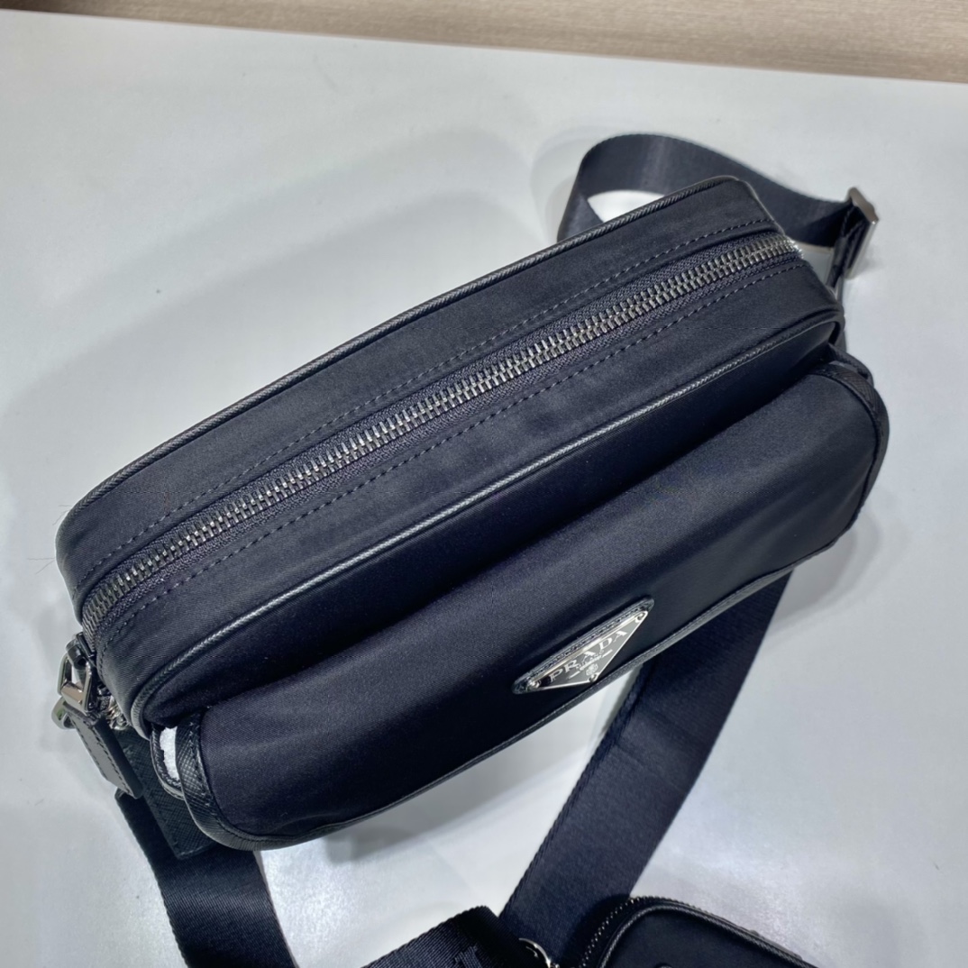 Prada Re-Nylon Saffiano Leather Shoulder Bag ( 22-16-5cm) - 