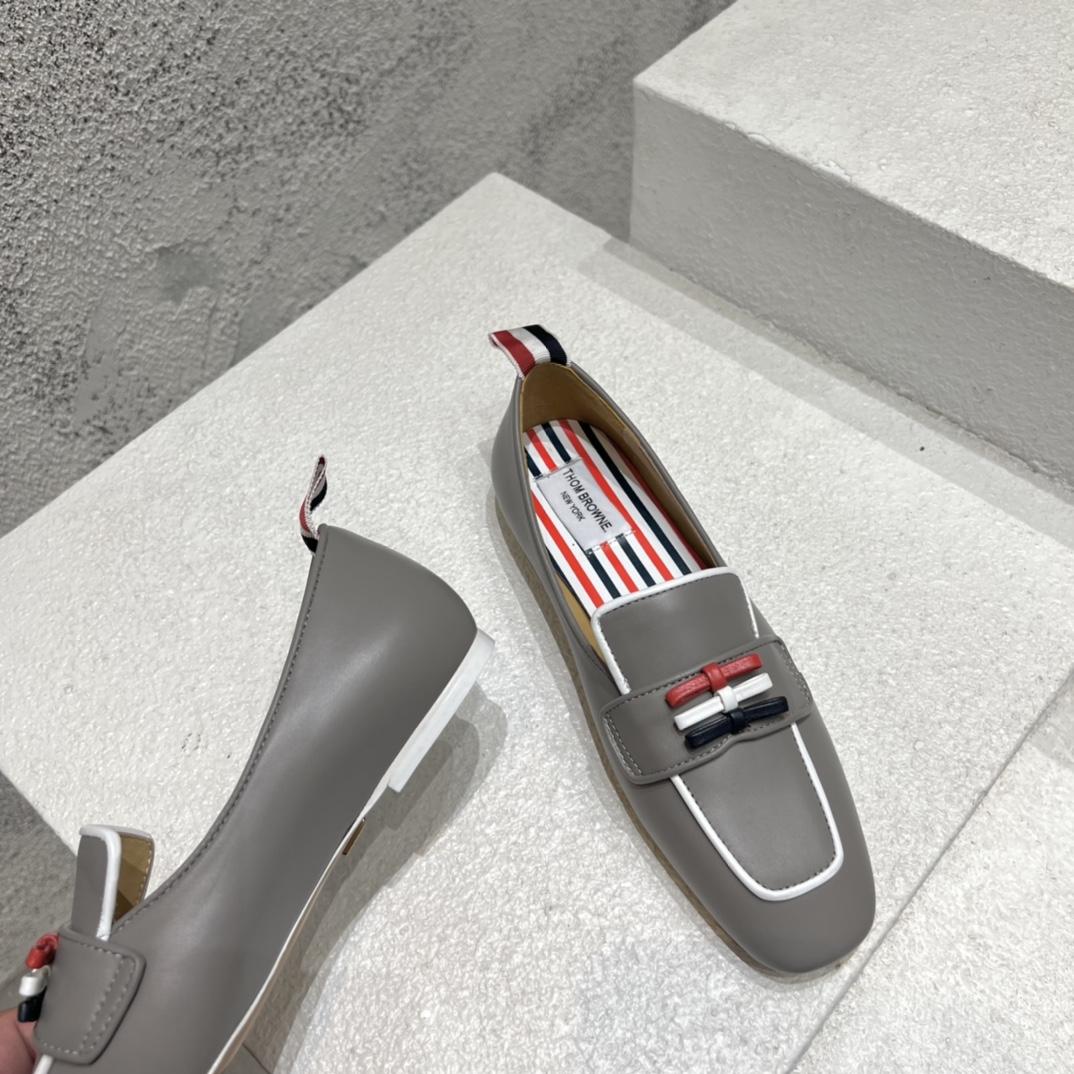 Thom Browne Bow-detail Flat Loafers - 
