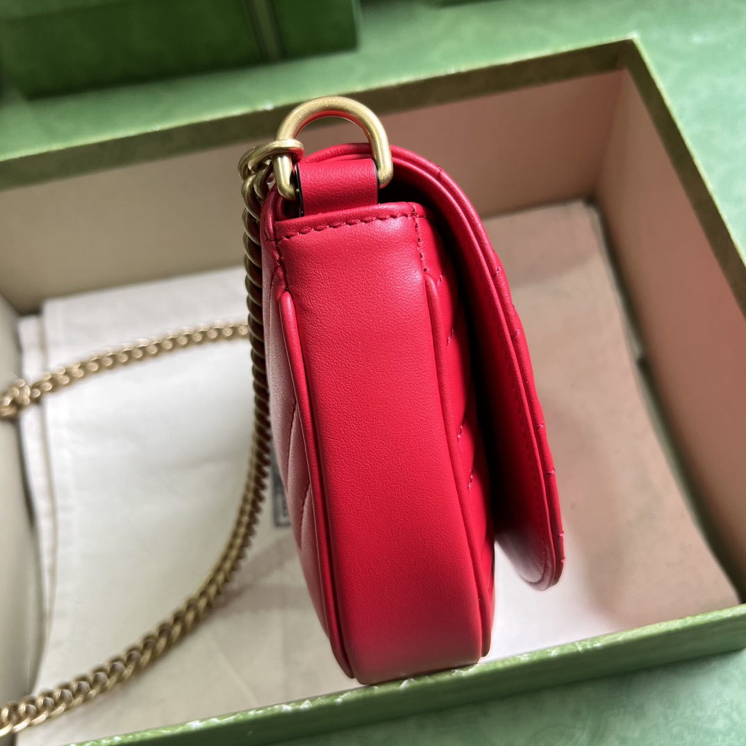 Gucci GG Marmont Matelasse Chain Mini Bag (20x 14.5x 4cm) - 
