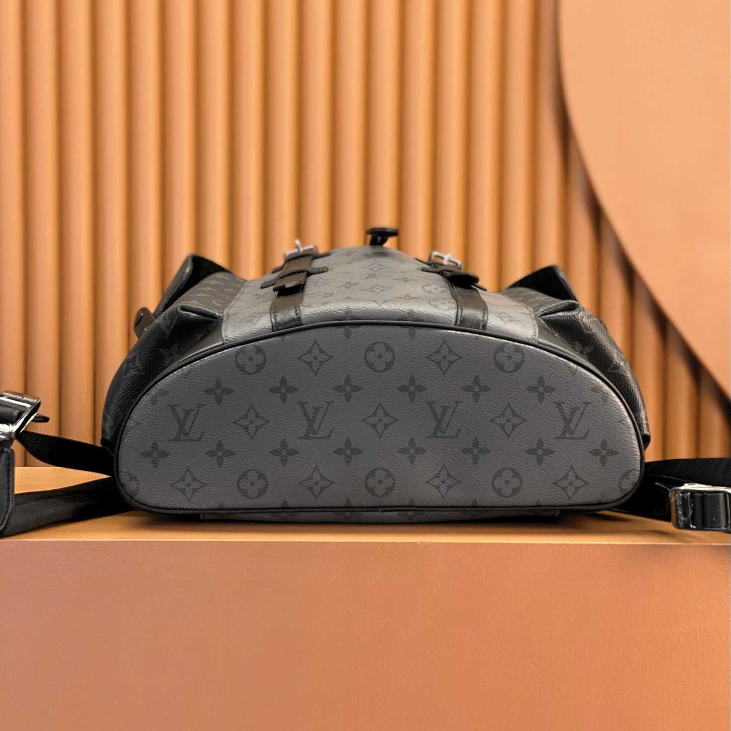 Louis Vuitton Christopher MM (38x44x21cm)     M45419 - 