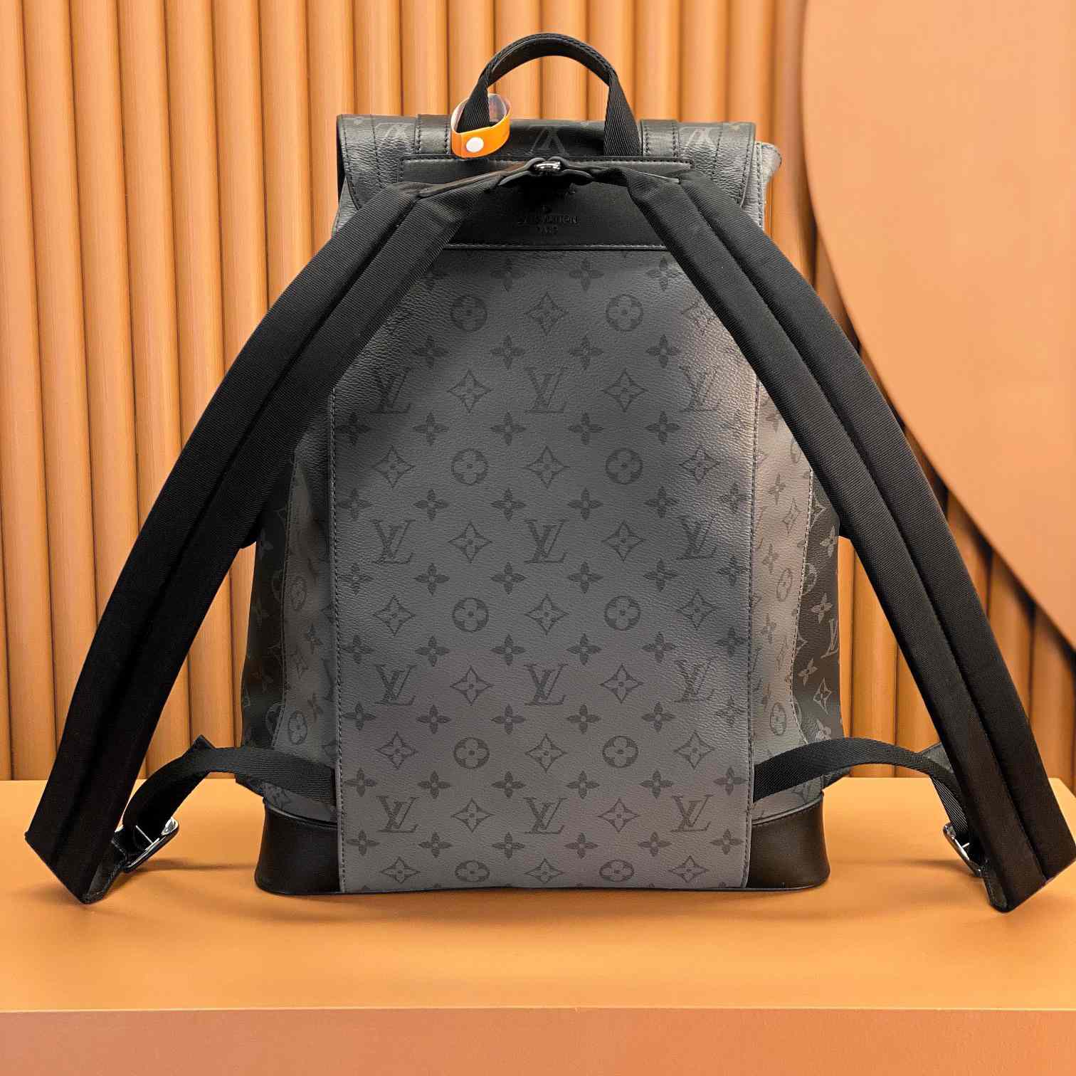 Louis Vuitton Christopher MM (38x44x21cm)     M45419 - 