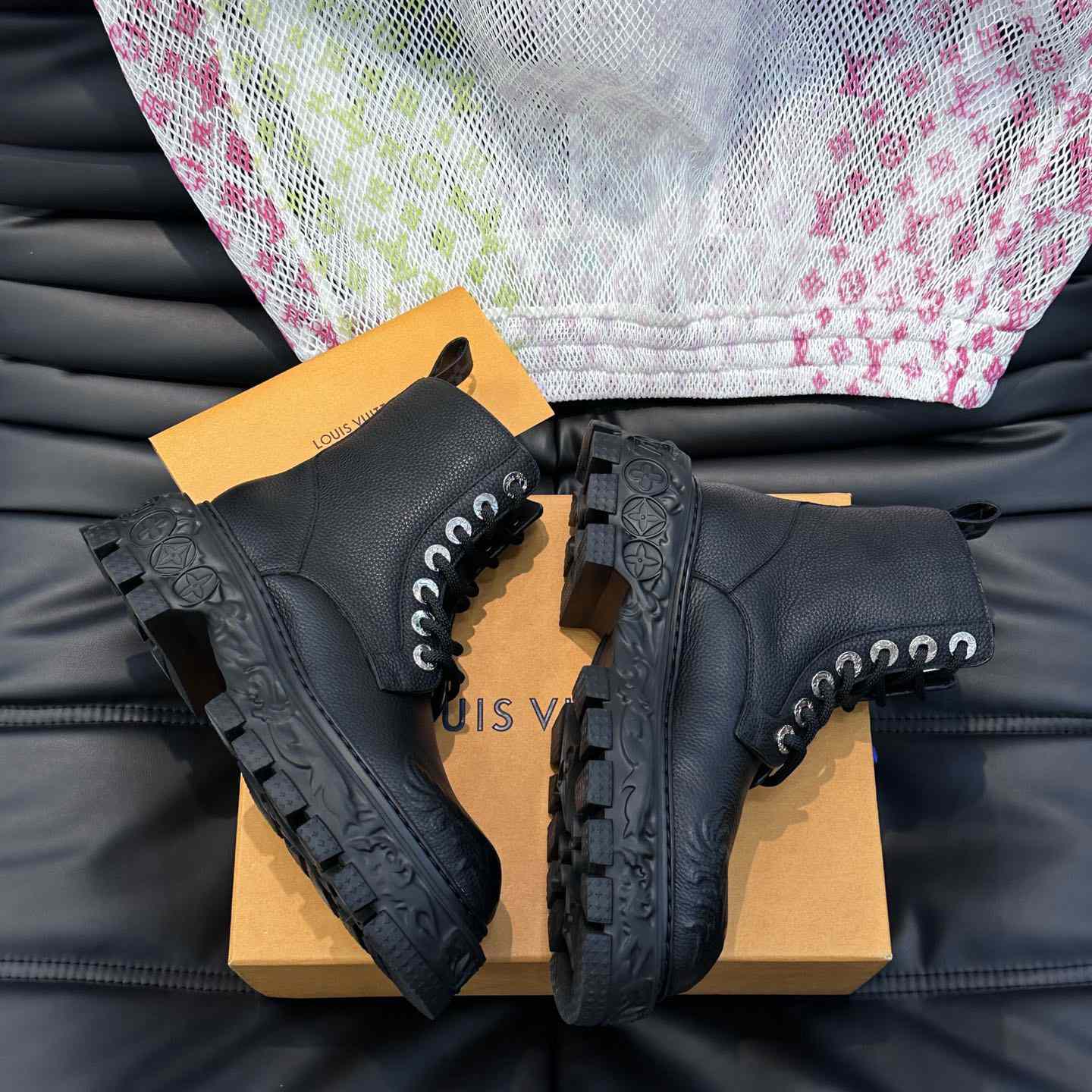 Louis Vuitton LV Baroque Ranger Boot    1AB8NG - 