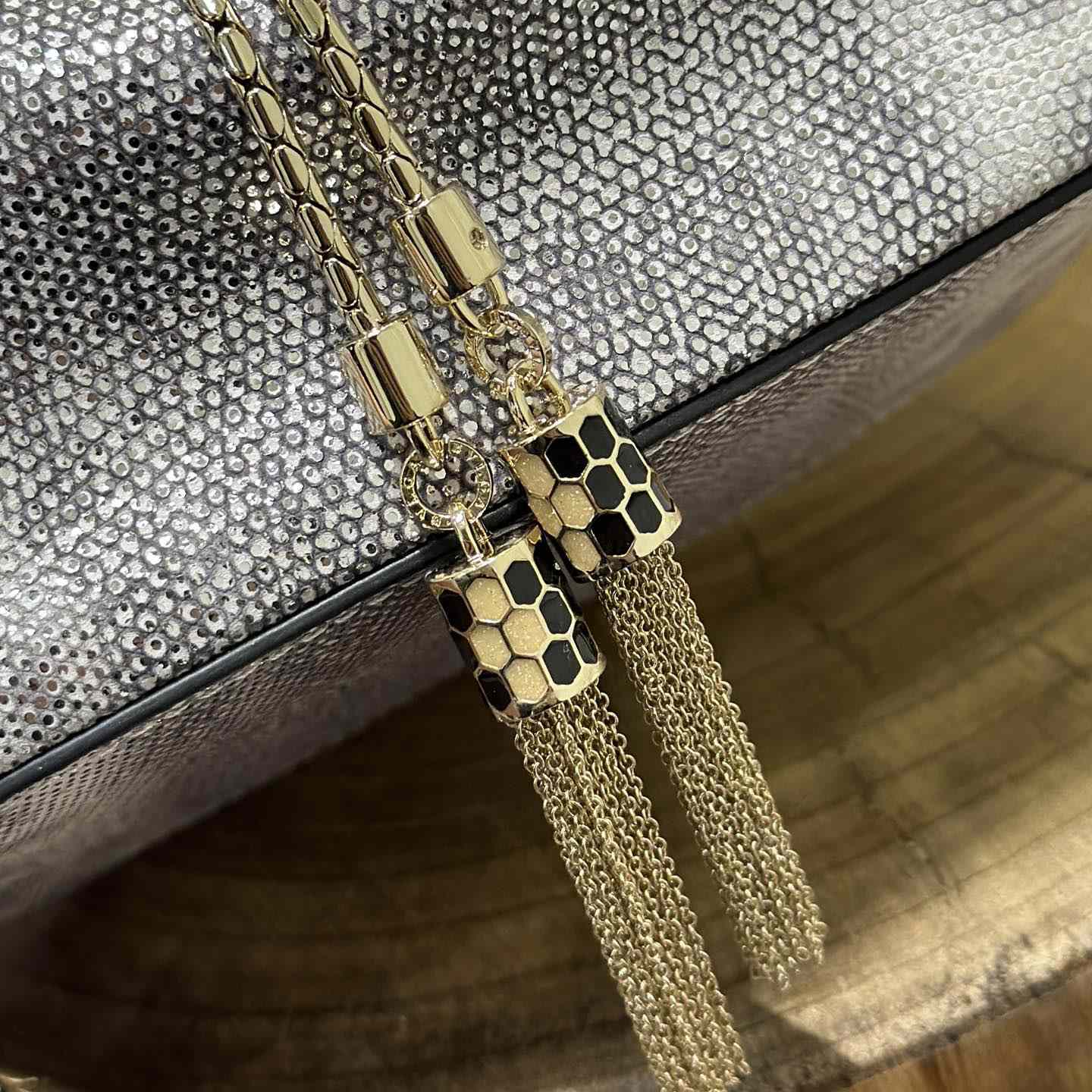 Bvlgari Serpenti Forever Bucket Bag - 