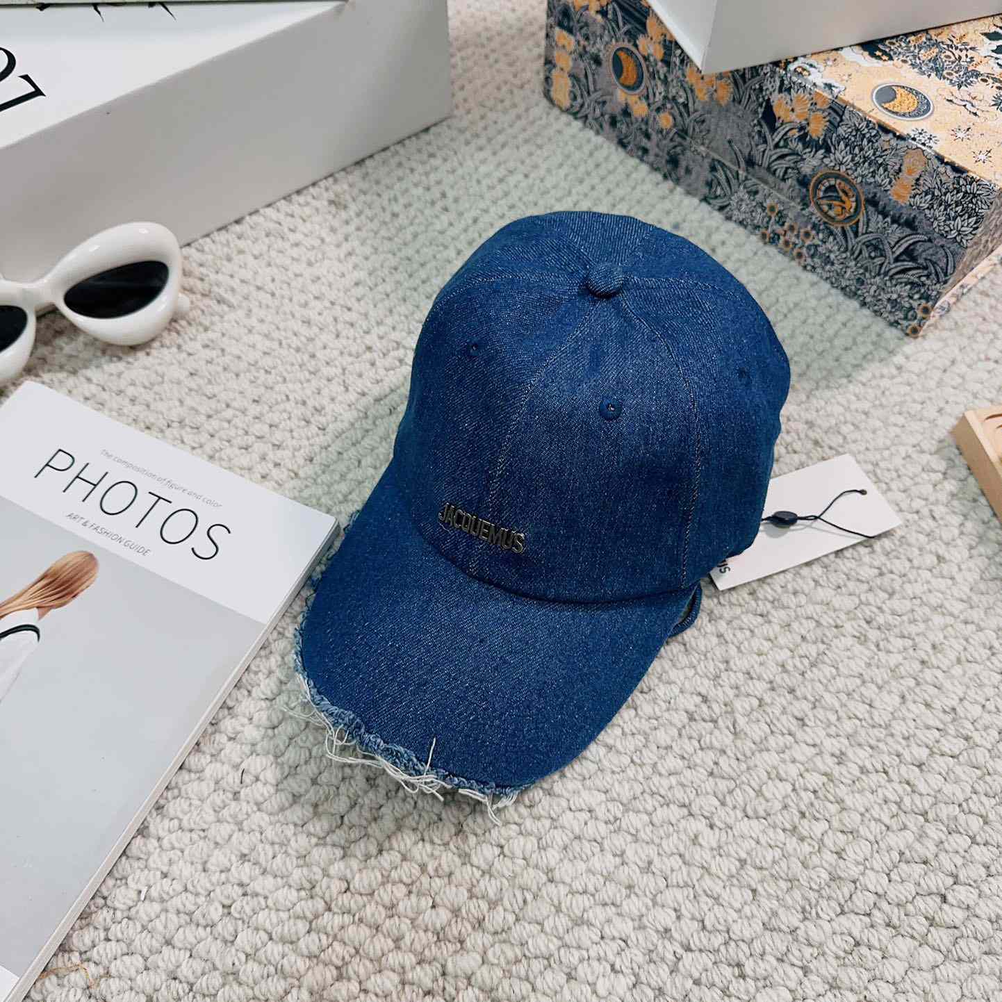 Jacquemus Blue Artichaut Embellished Frayed Denim Baseball Cap - 