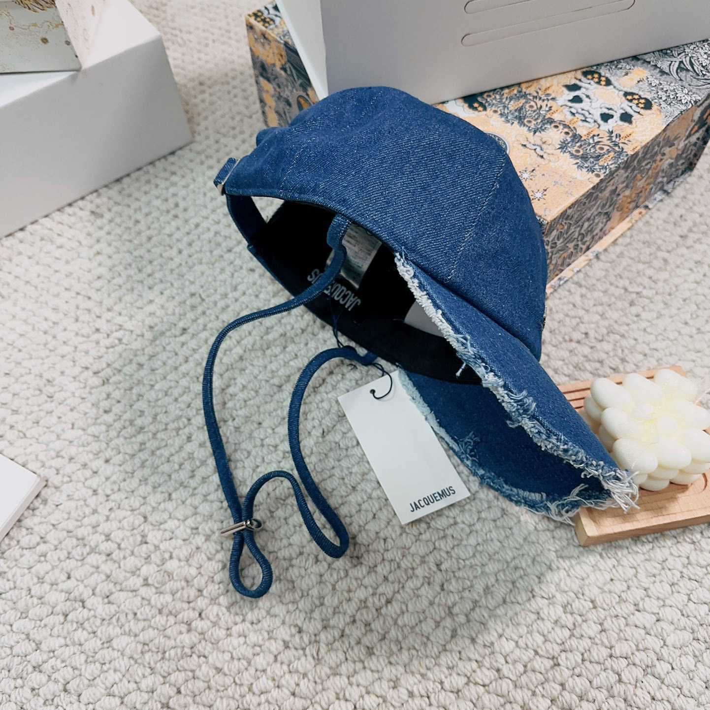 Jacquemus Blue Artichaut Embellished Frayed Denim Baseball Cap - 