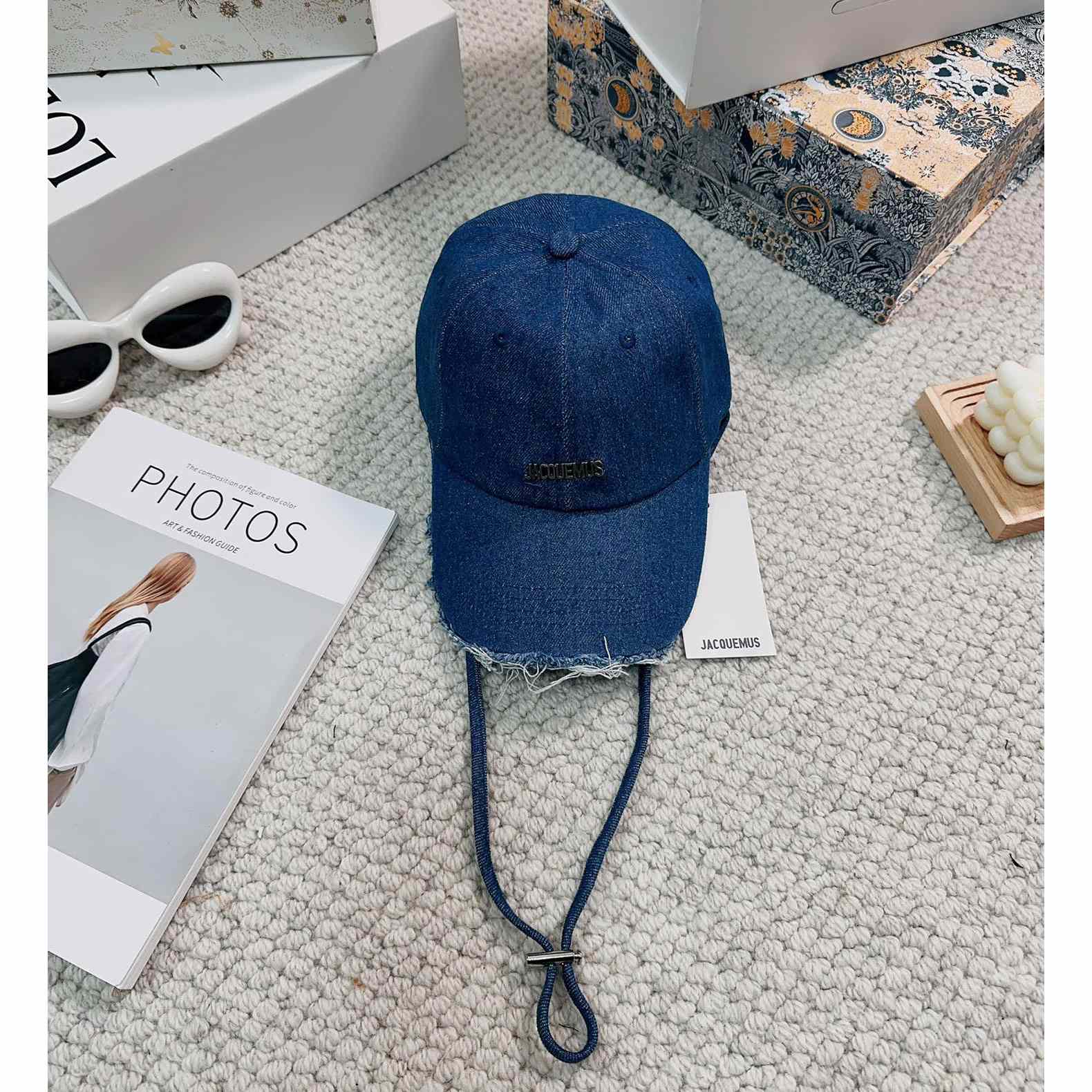 Jacquemus Blue Artichaut Embellished Frayed Denim Baseball Cap - 