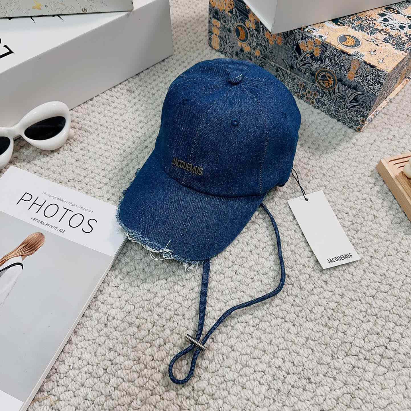 Jacquemus Blue Artichaut Embellished Frayed Denim Baseball Cap - 