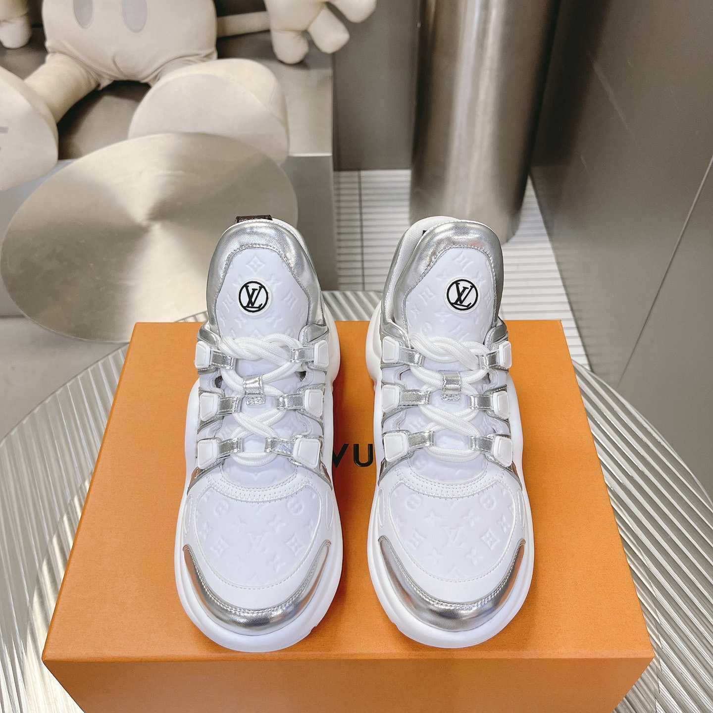Louis Vuitton LV Archlight Sneaker     1ABVFN - 
