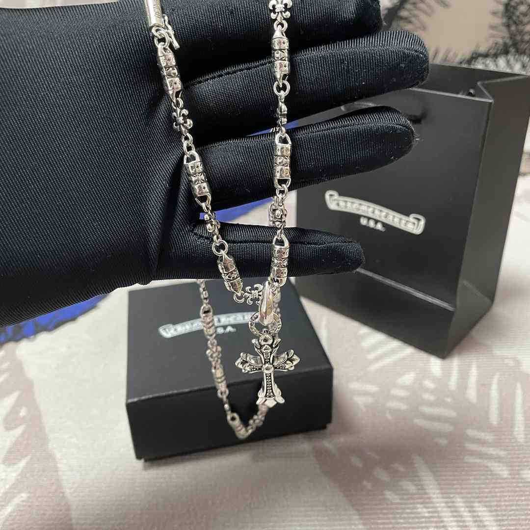 Chrome Heart Necklace   - 