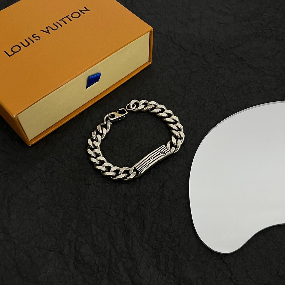Louis Vuitton LV Epi Bracelet - 