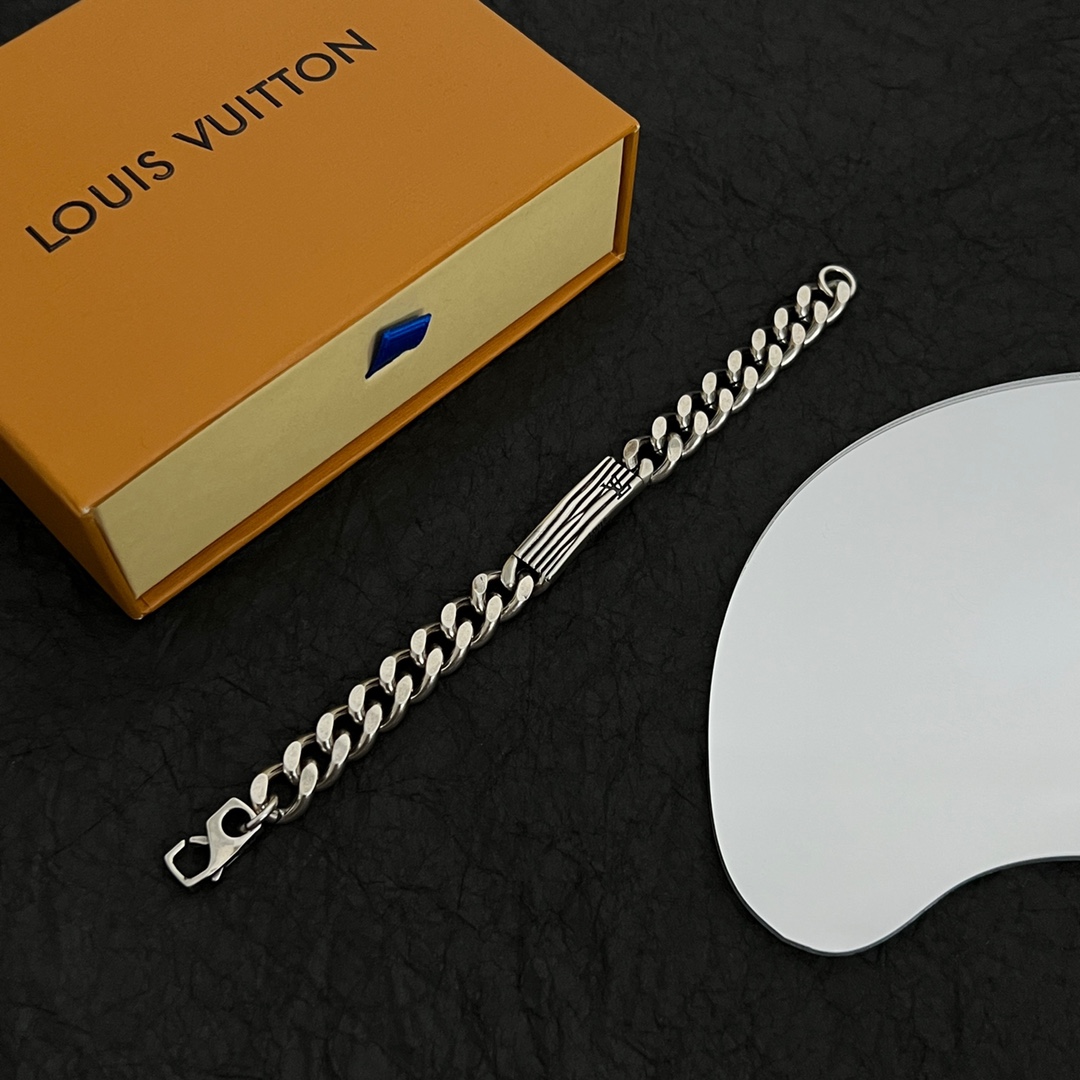 Louis Vuitton LV Epi Bracelet - 