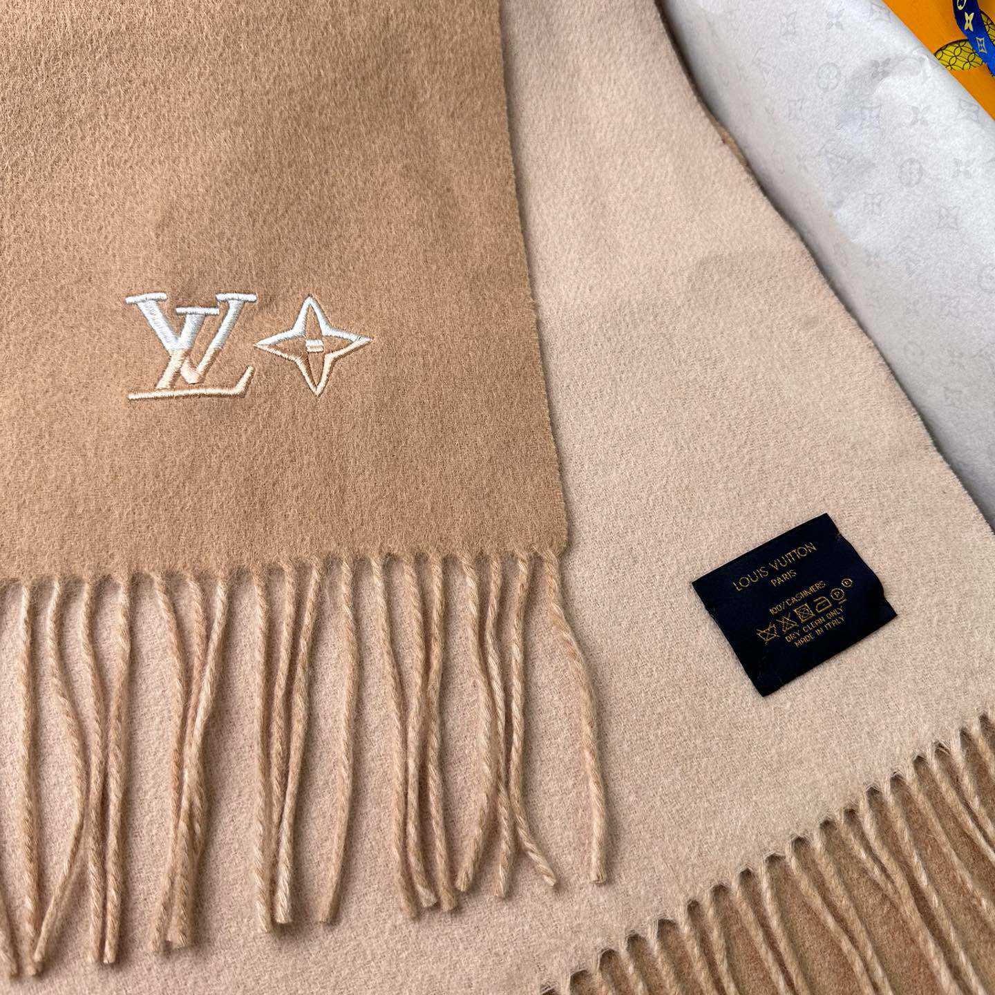 Louis Vitton LV Dual Scarf - 