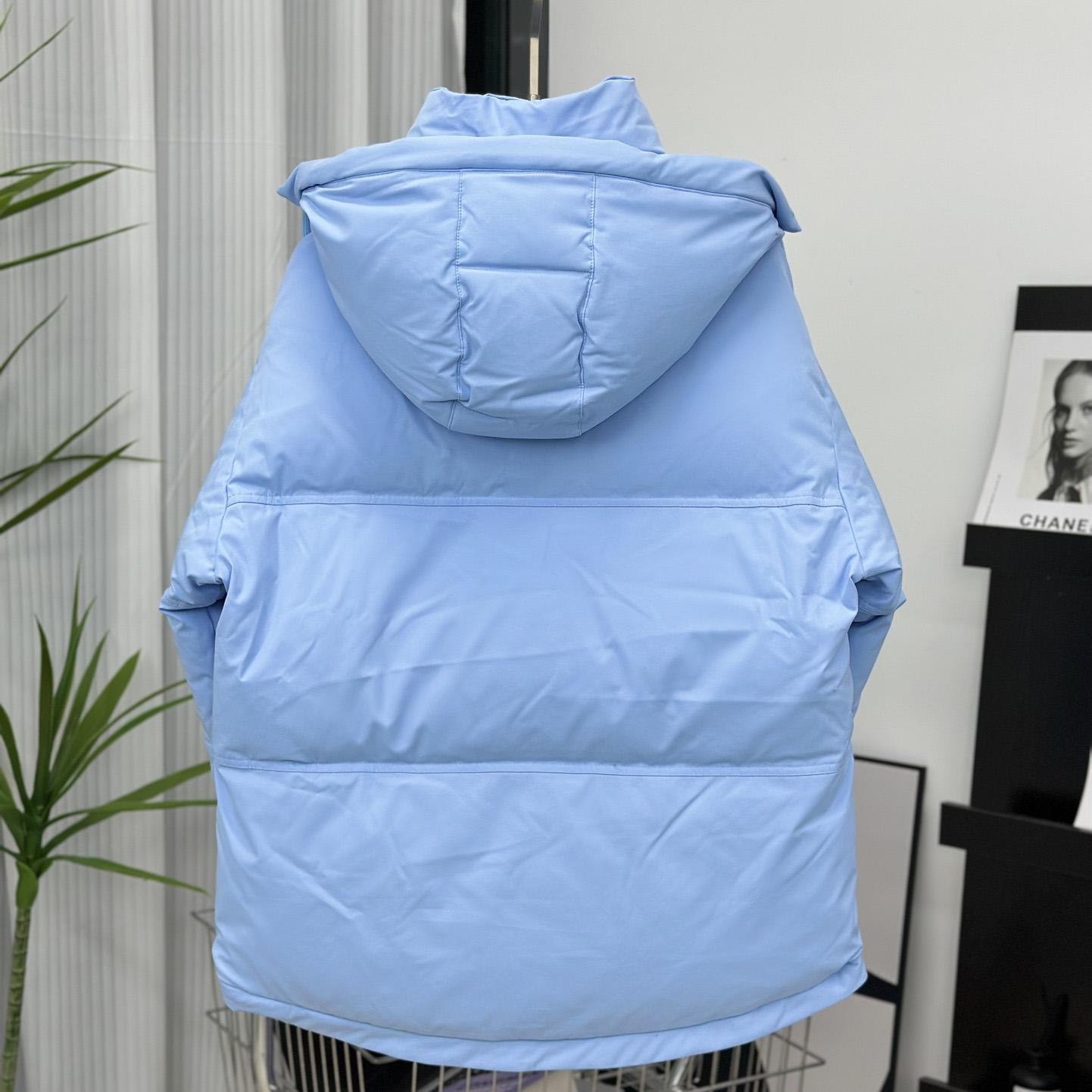 Ami Paris Ami De Coeur Puffer Jacket - 
