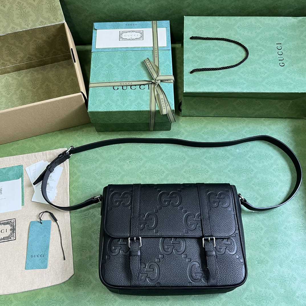 Gucci Jumbo GG Medium Messenger Bag (31x 24.5x 6cm) - 