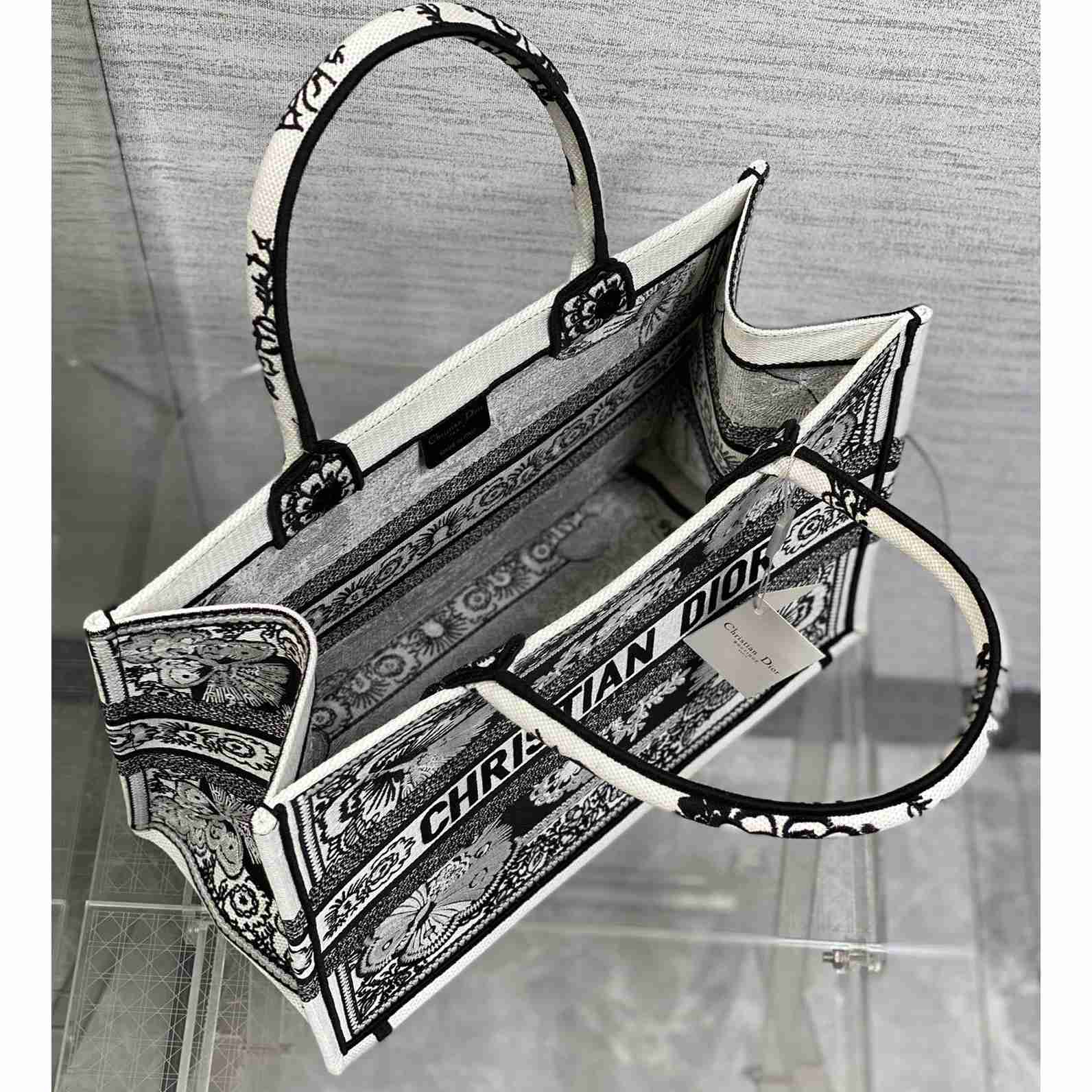 Dior Medium Dior Book Tote - 