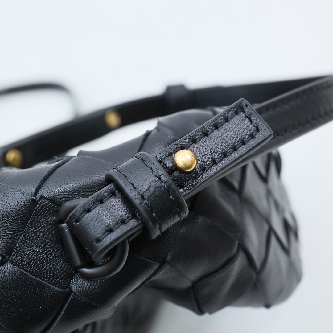Bottega Veneta Mini Hop - 