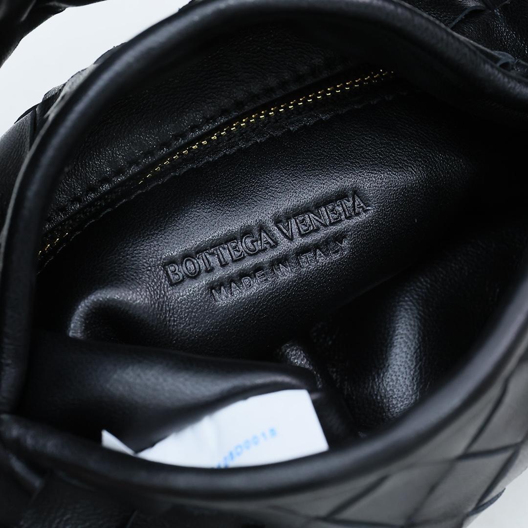 Bottega Veneta Mini Hop - 