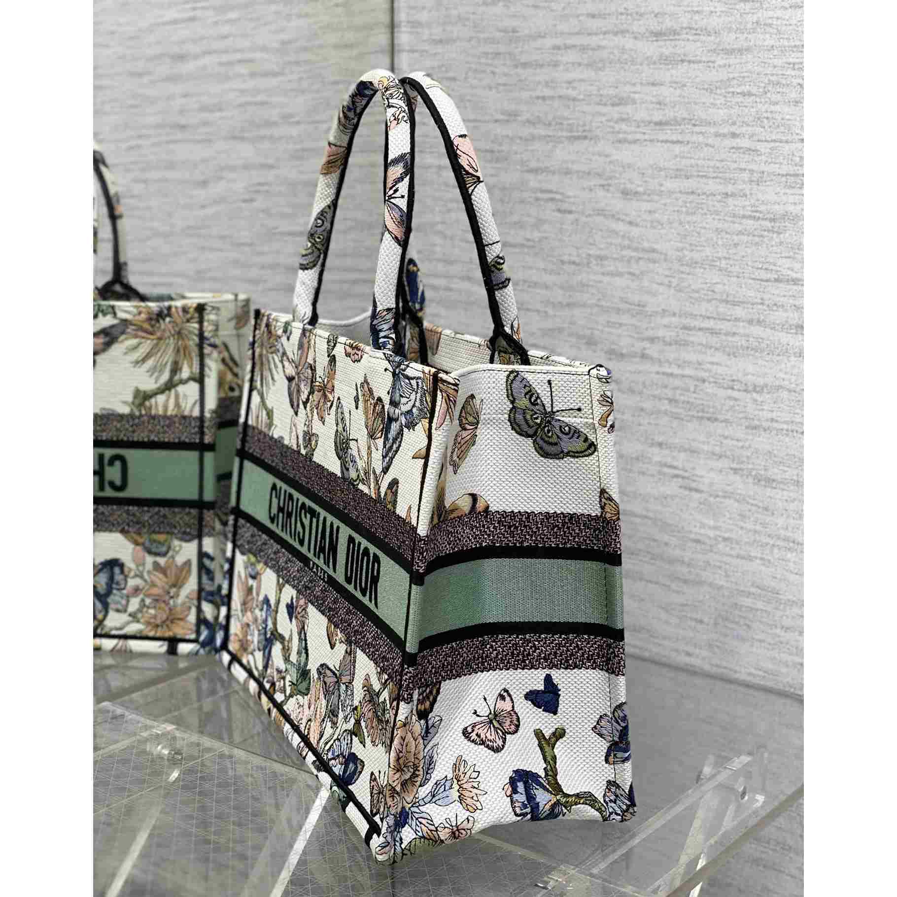 Dior Medium Dior Book Tote - 
