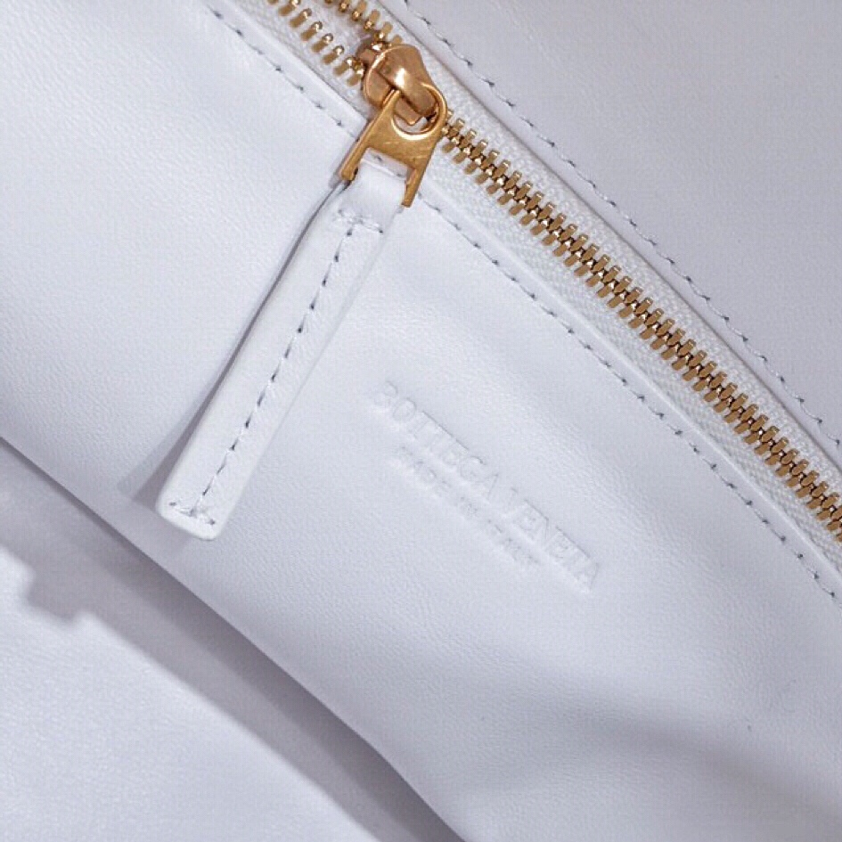 Bottega Veneta Large Hop - 