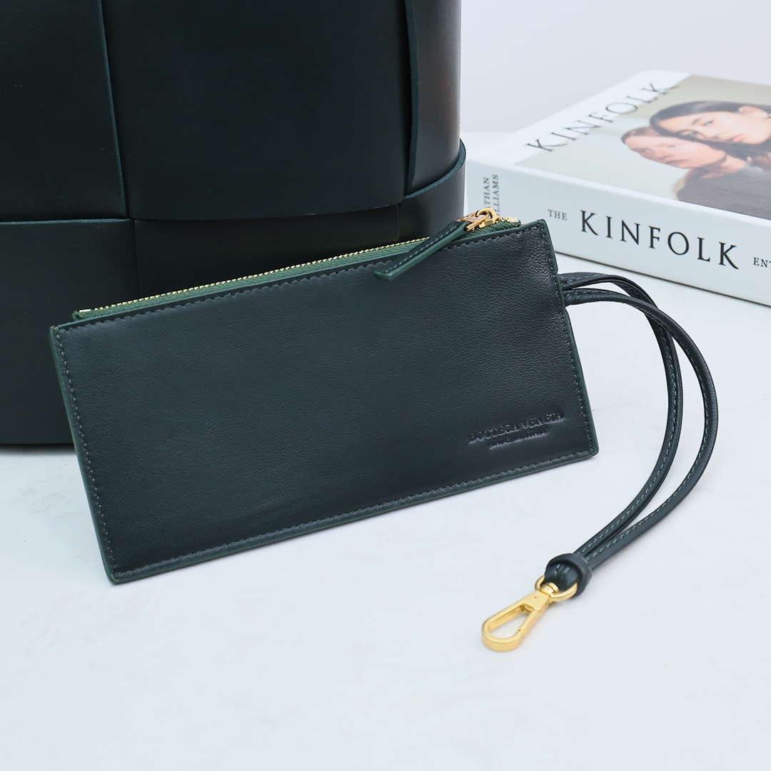Bottega Veneta Small Arco Tote Bag - 