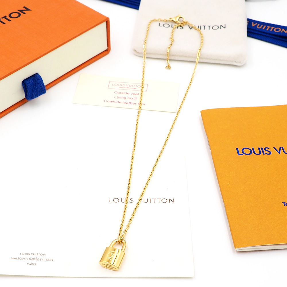 Louis Vuitto Lockit Pendant - 