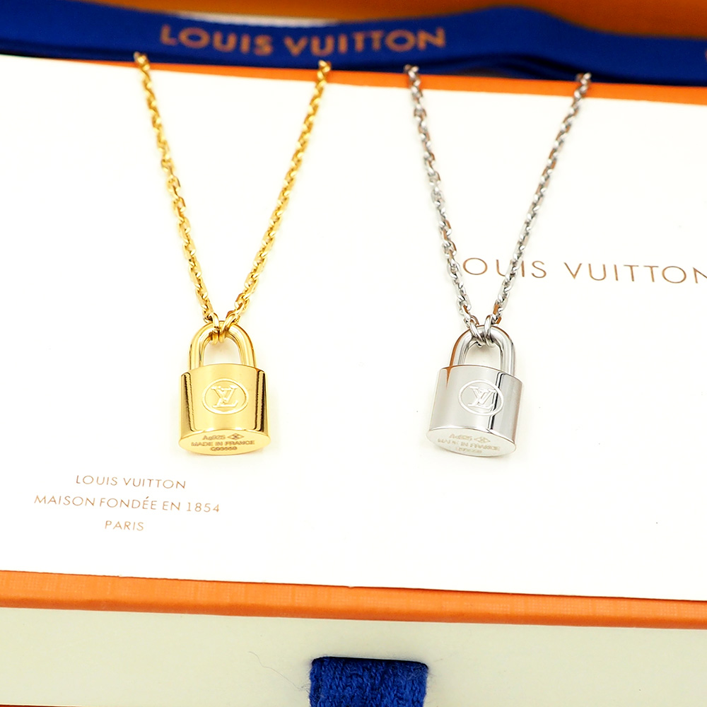 Louis Vuitto Lockit Pendant - 
