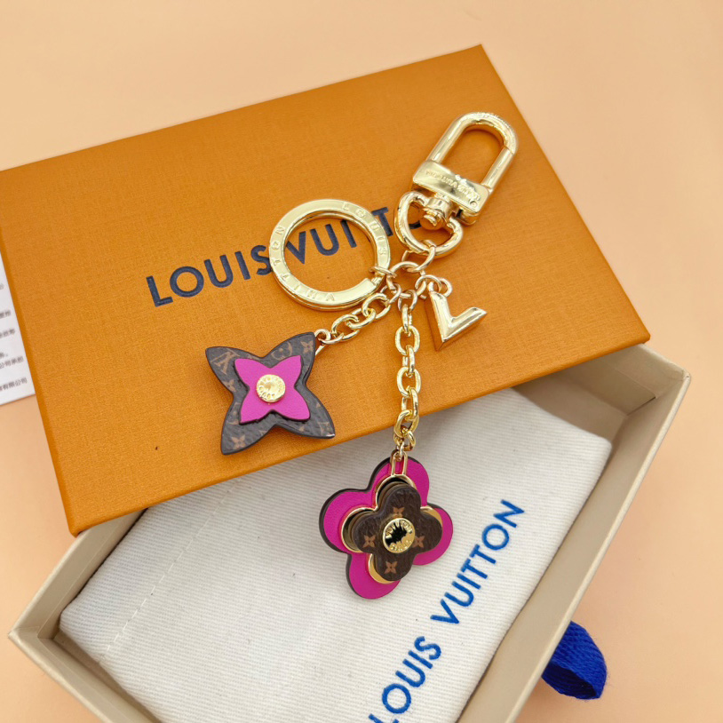 Louis Vuitton Blooming Flowers Bag Charm and Key Holder   M63084 - 