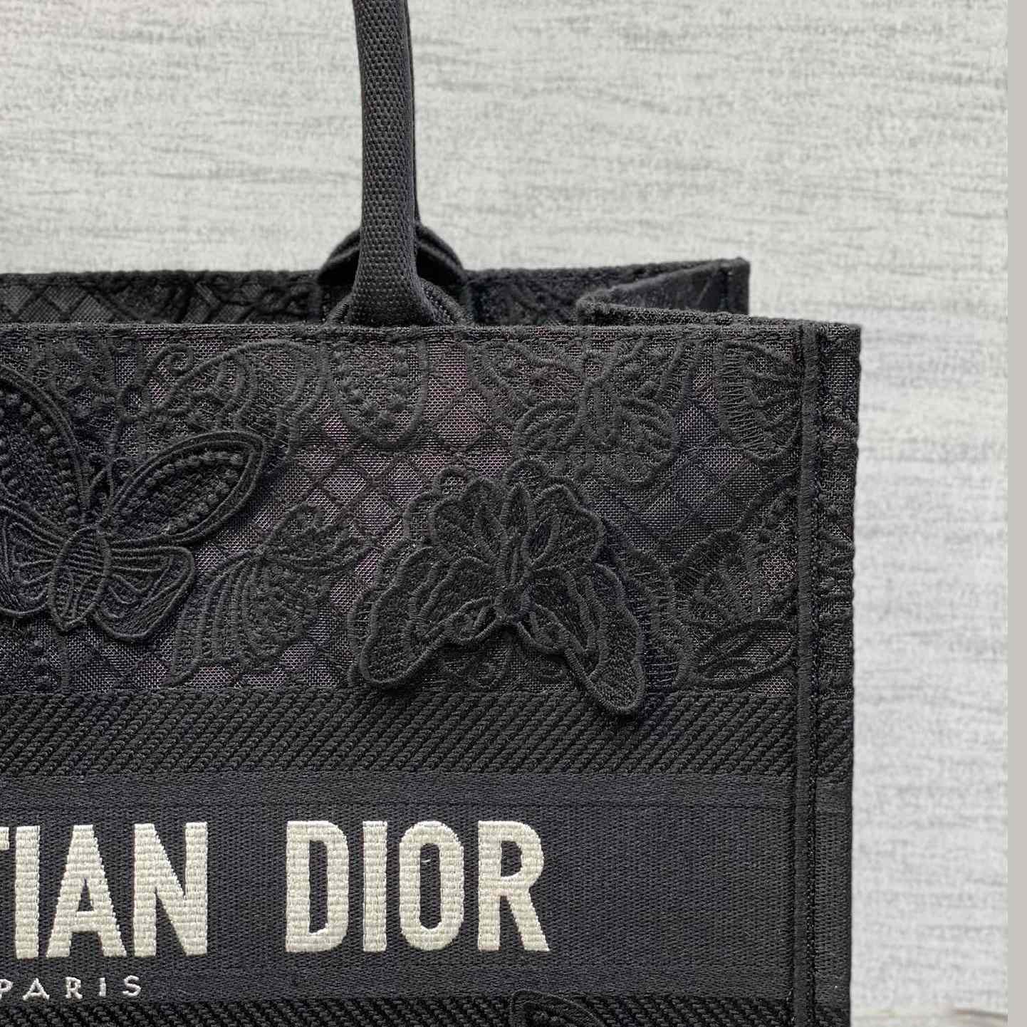 Dior Medium Dior Book Tote - 