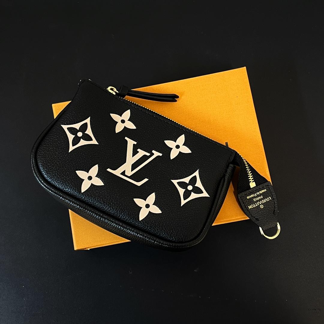 Louis Vuitton Mini Pochette Accessoires    M80732 - 