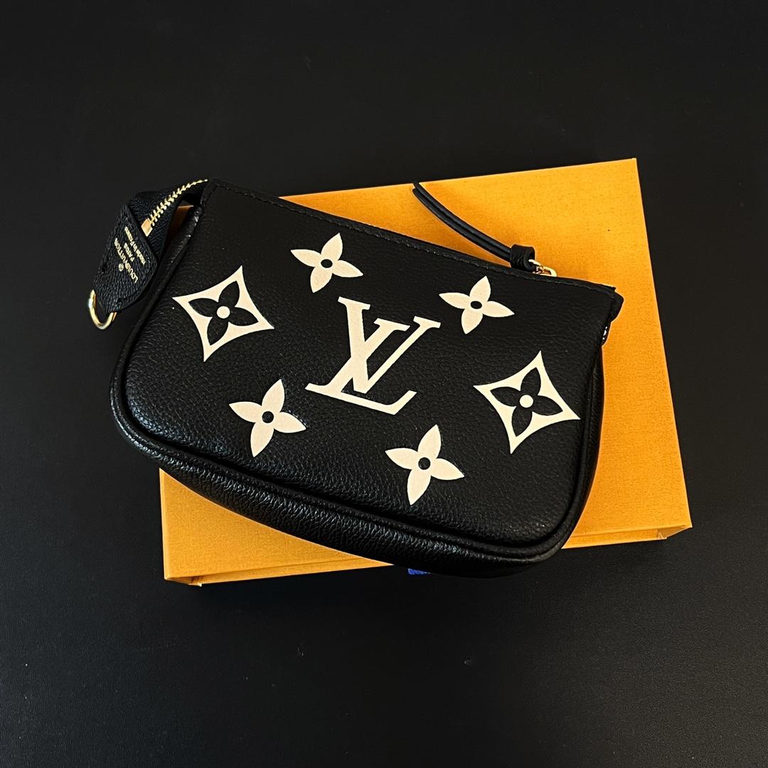 Louis Vuitton Mini Pochette Accessoires    M80732 - 