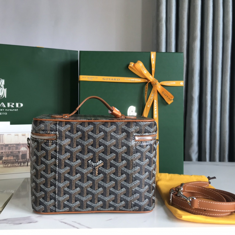 Goyard Muse Vanity Case - 