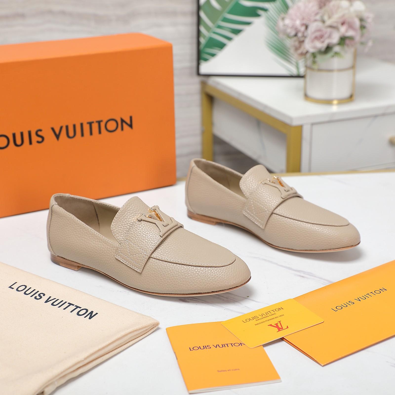 Louis Vuitton LV Capri Loafer - 