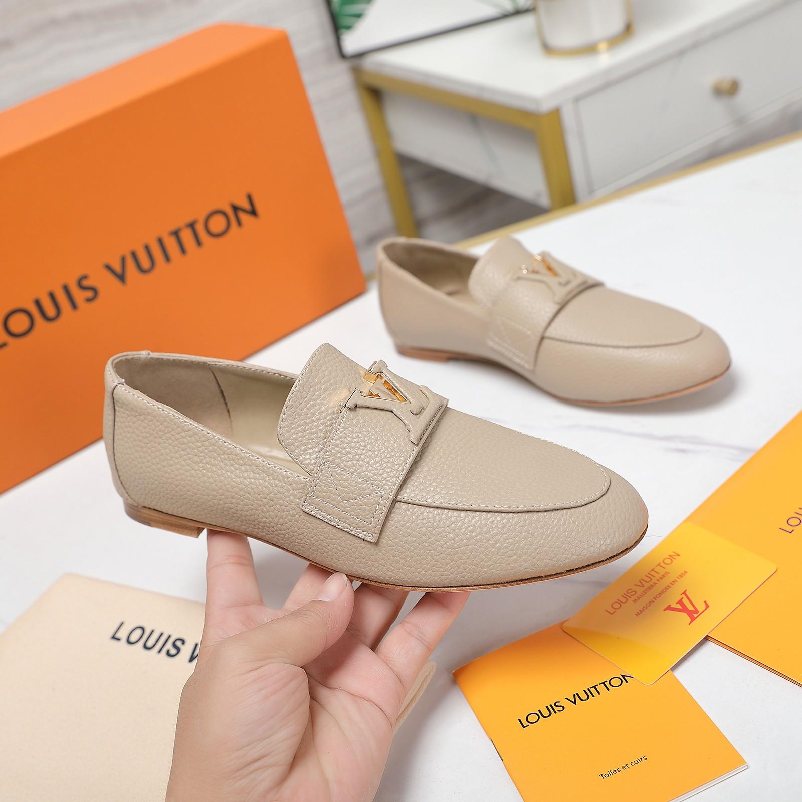 Louis Vuitton LV Capri Loafer - 
